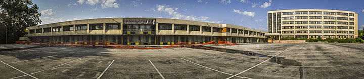 clarion_ext3 Rear view of Clarion Hotel property