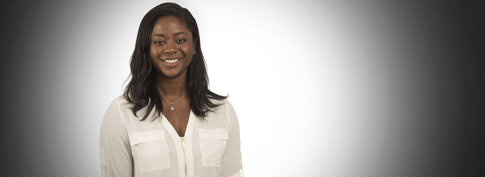 20180731MeetNicole_4964_al Nicole Mensah portrait white background